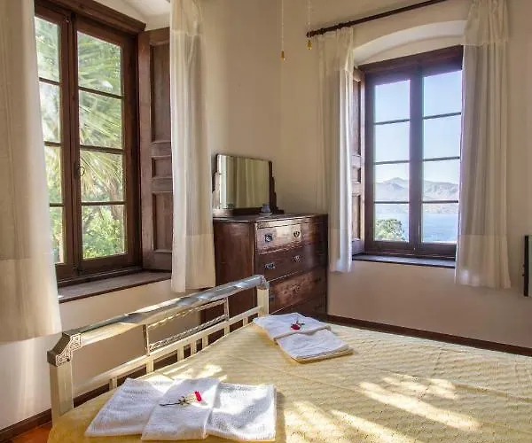 Bella Leros * اجيا مارينا