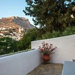 Bella Leros