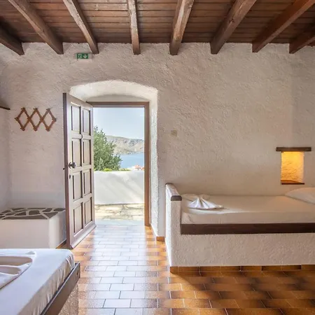 Apartment Bella Leros *