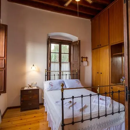 Bella Leros Apartment *