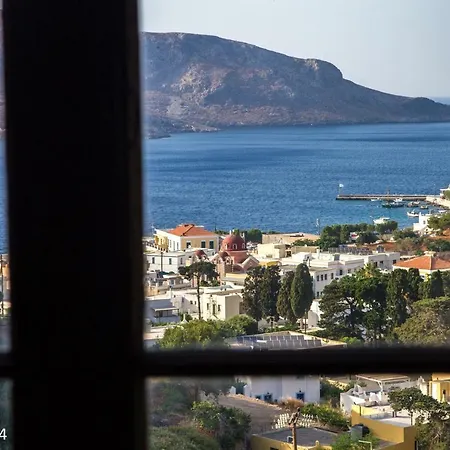Bella Leros *