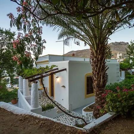 Apartment Bella Leros *