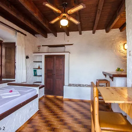 Apartment Bella Leros