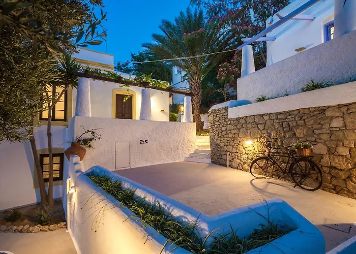 Bella Leros اجيا مارينا